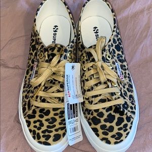 NWT Cheetah Supergas